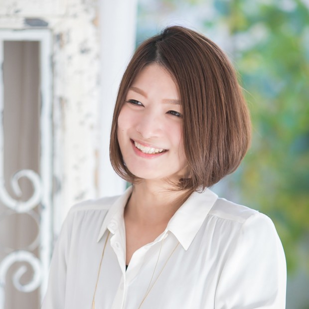 ウェディングプロデューサー二谷 真知子