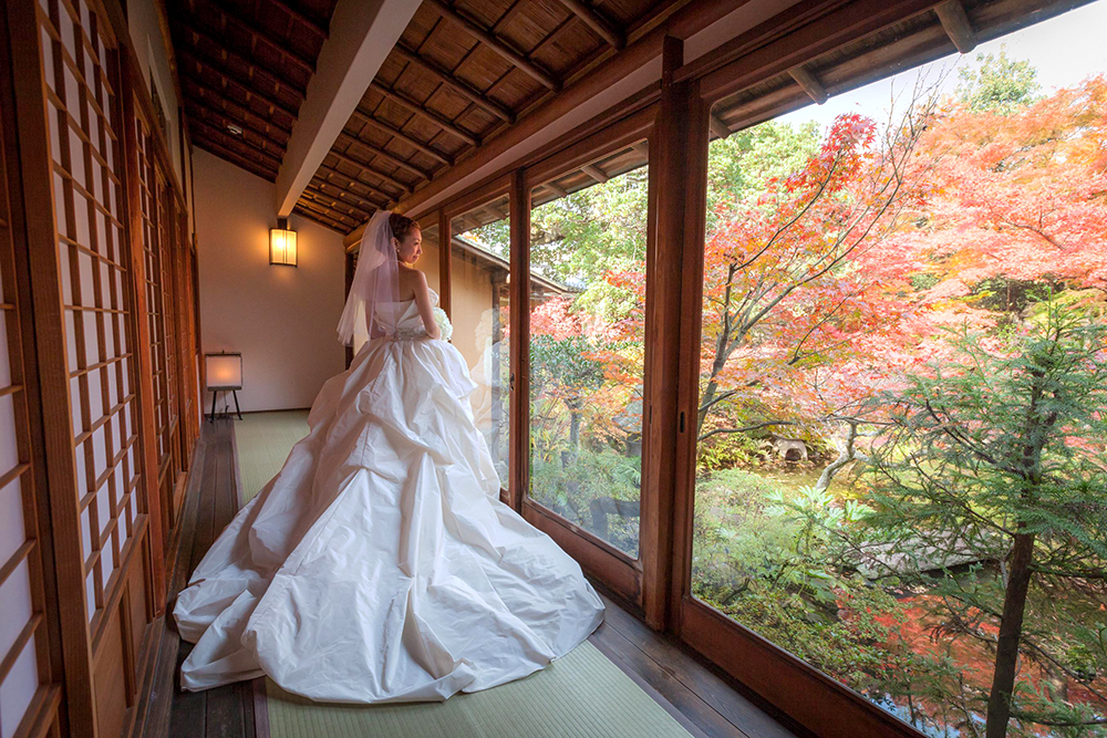 晩秋の京都を望む老舗料亭「京大和」での古都ウェディング